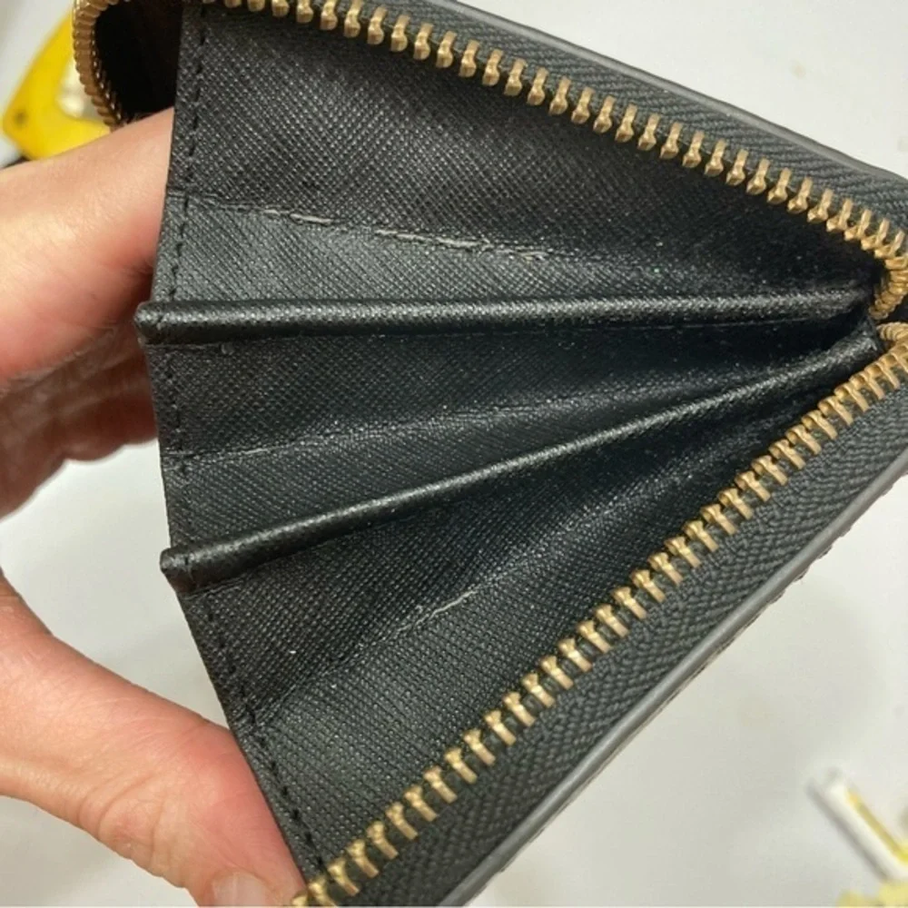 Fossil black leather wristlet clutch wallet